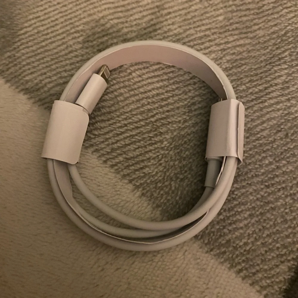 Wireless Earbuds with Charging Case - White
